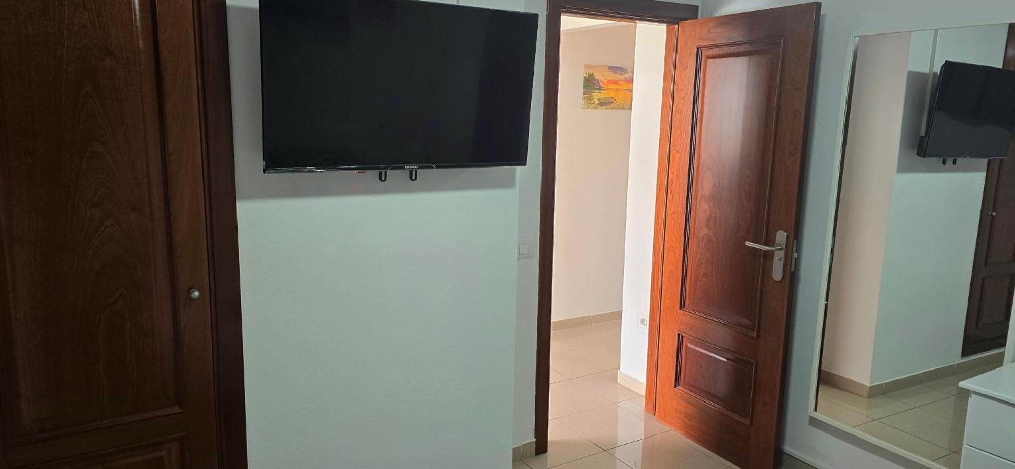 Los Seres - Relaxing Apartment With Pool Los Cristianos  Exterior photo